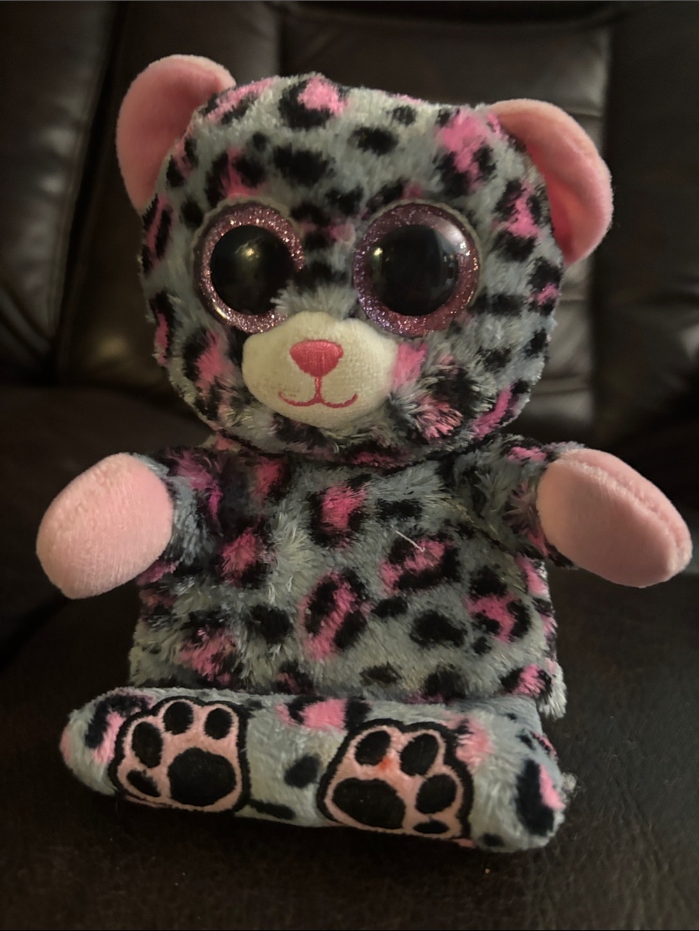 Ty Leopard-Print Plush phone holder - Gray & Pink